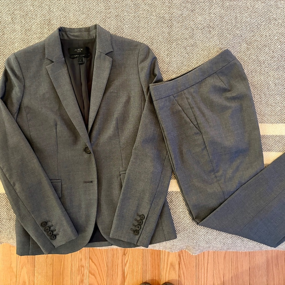 J. Crew Super 120s Wool Suit in medium grey - size 2